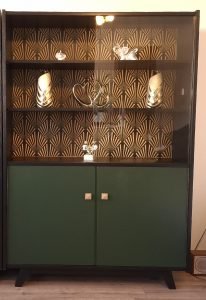 Regały PRL po metamorfozie